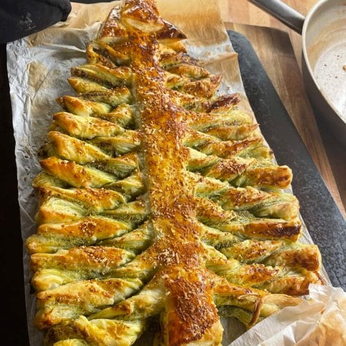 Christmas tree pesto tear and share