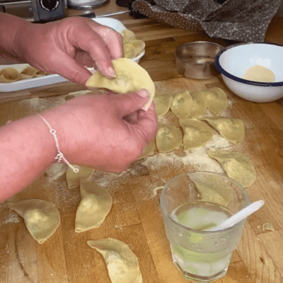 Making tortellini