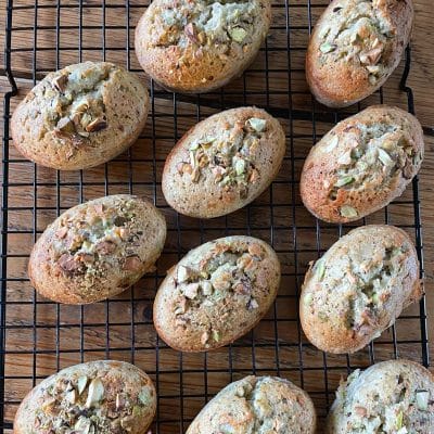 Pistachio friands