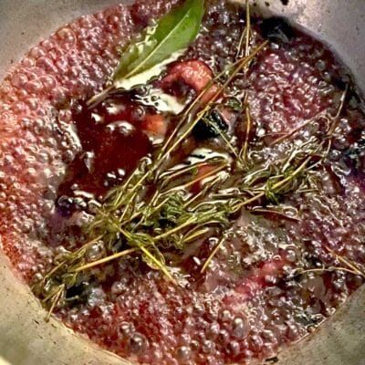 Red wine sauce