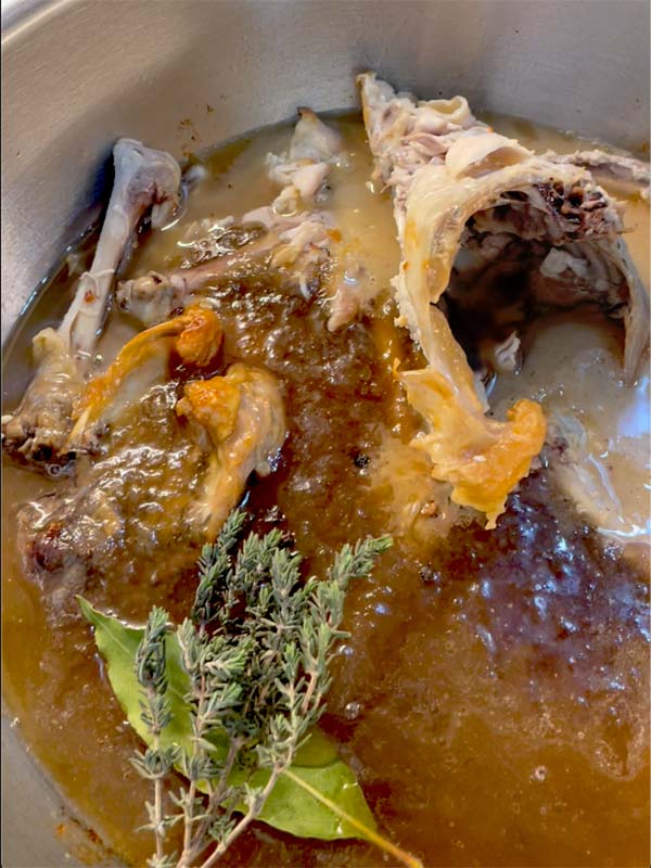 Making butter chicken sauce