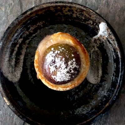 Roast fig pastries