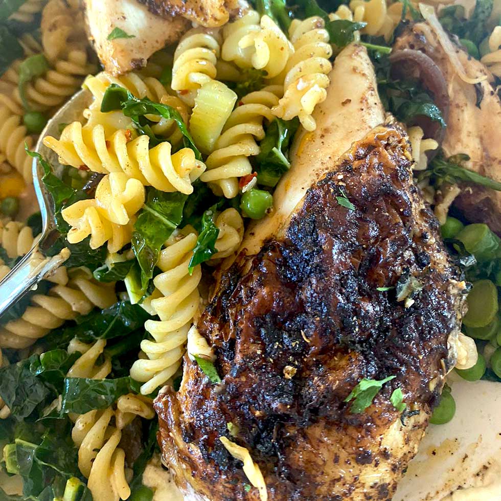 Spiced chicken with pasta primavera