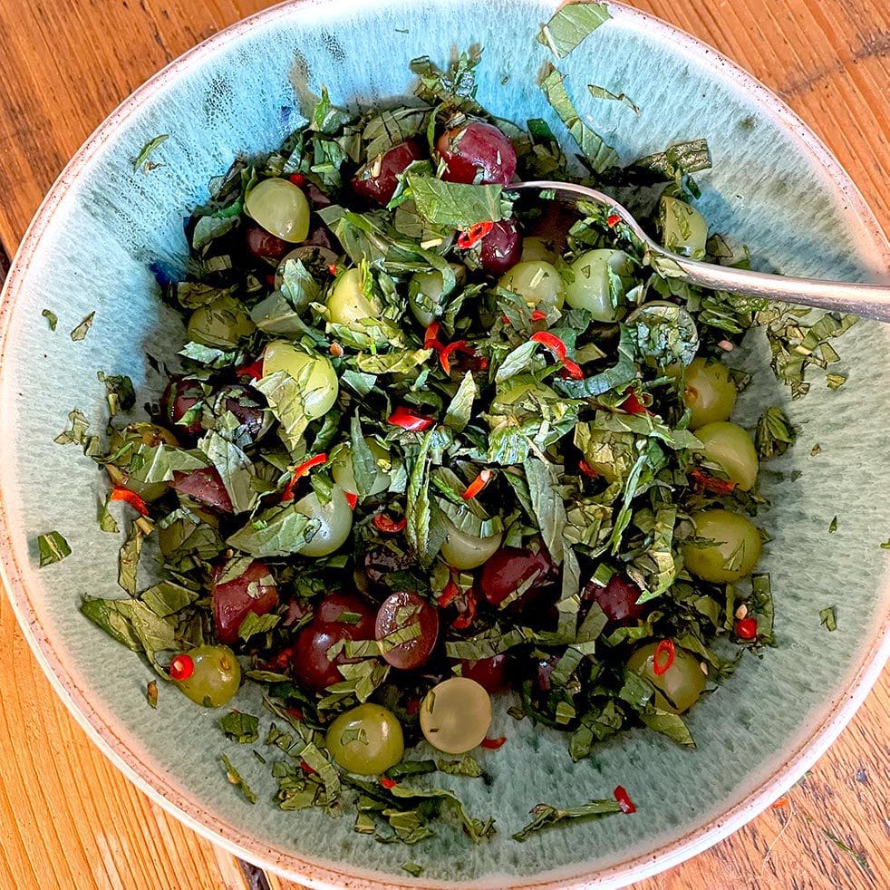 Grape chilli and mint relish
