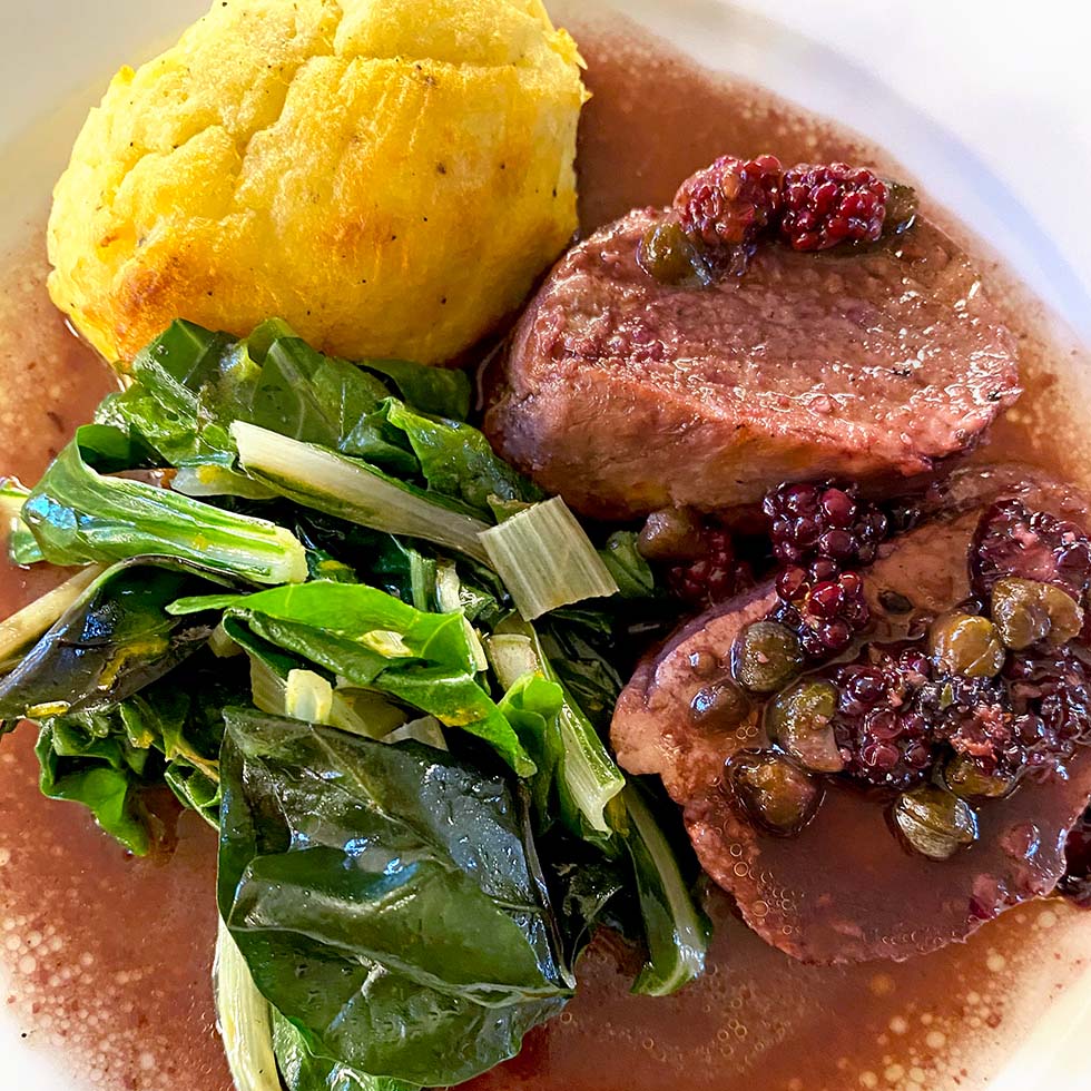 Pork fillet with blackberries