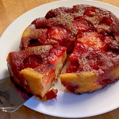 Plum tart
