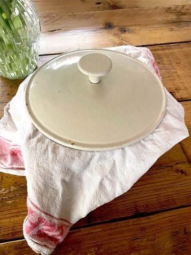 Stir orzo and bulgar wheat together