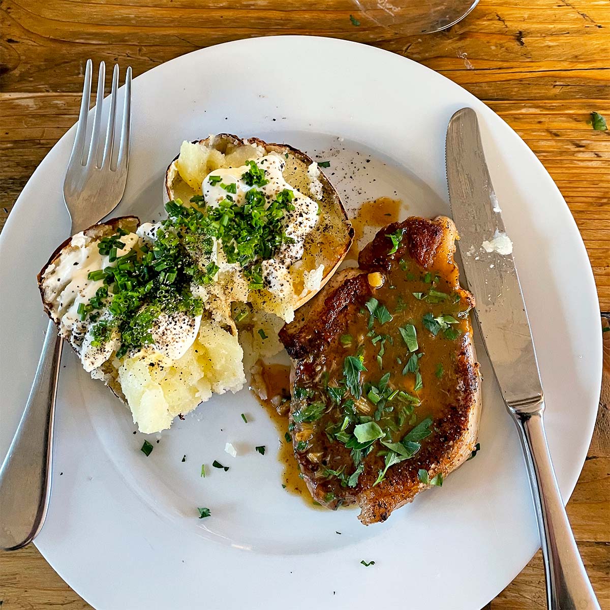 Perfect pan cooked pork chops