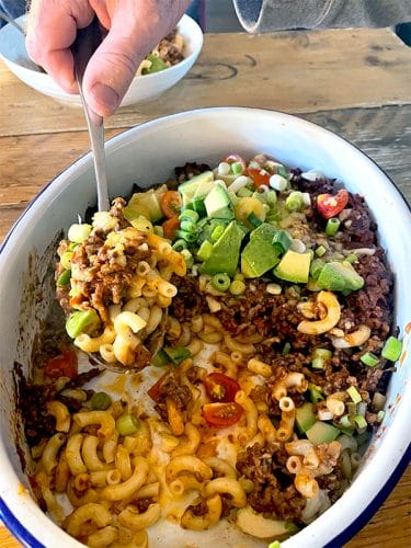 Chilli with macaroni served