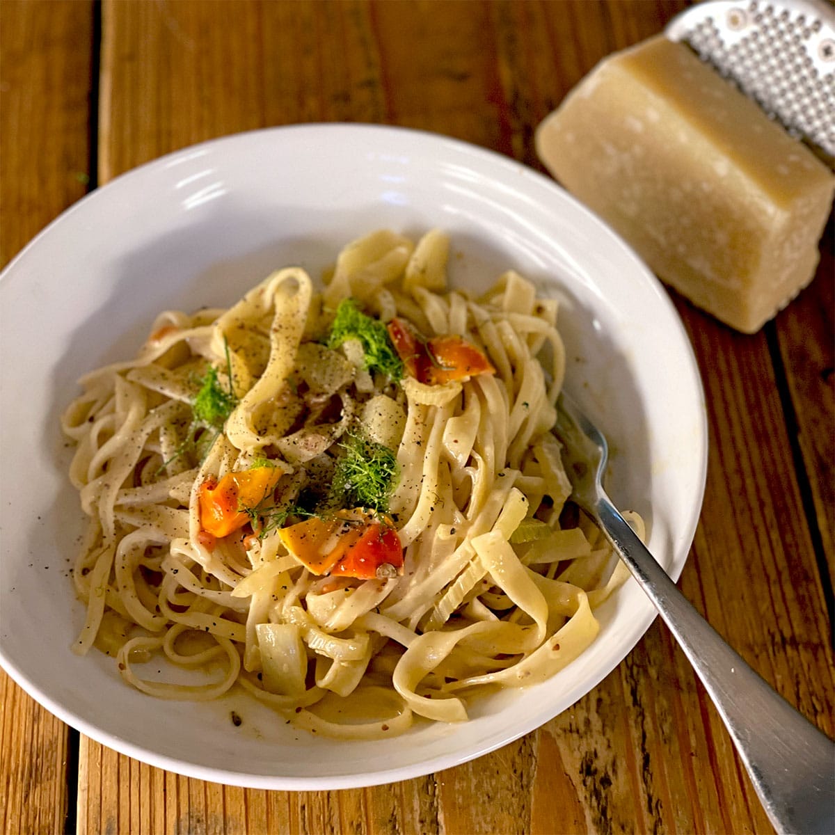 Fennel and tomato pasta